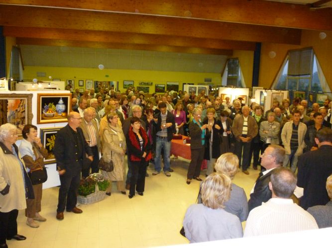 Toujours beaucoup de visiteurs aux vernissages