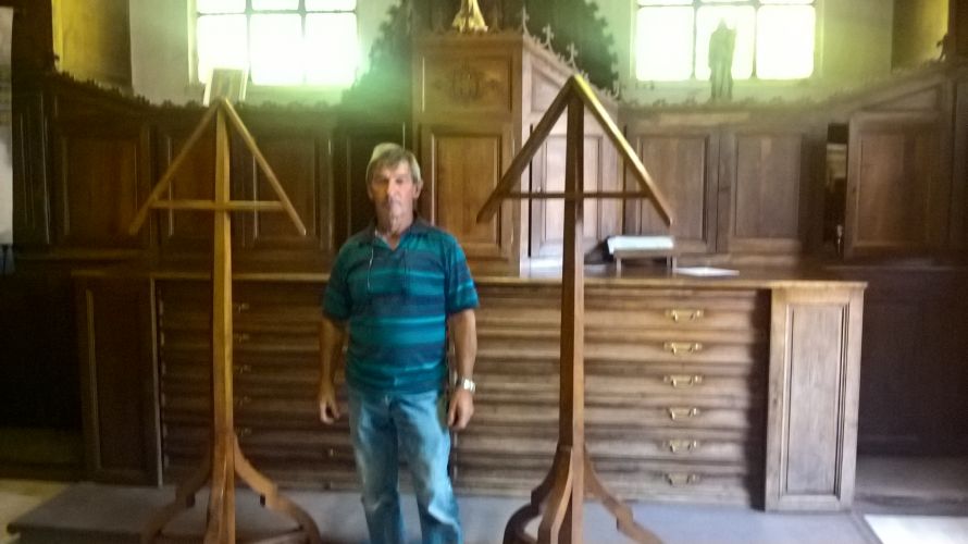 Les deux portes chasubles