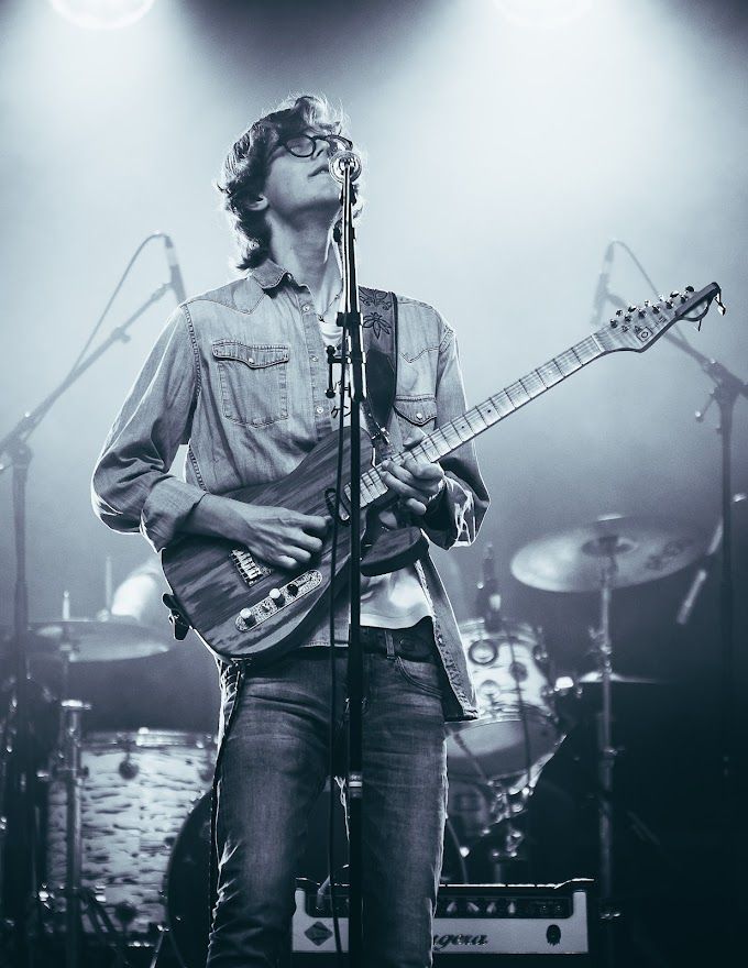 Le guitariste OUIL